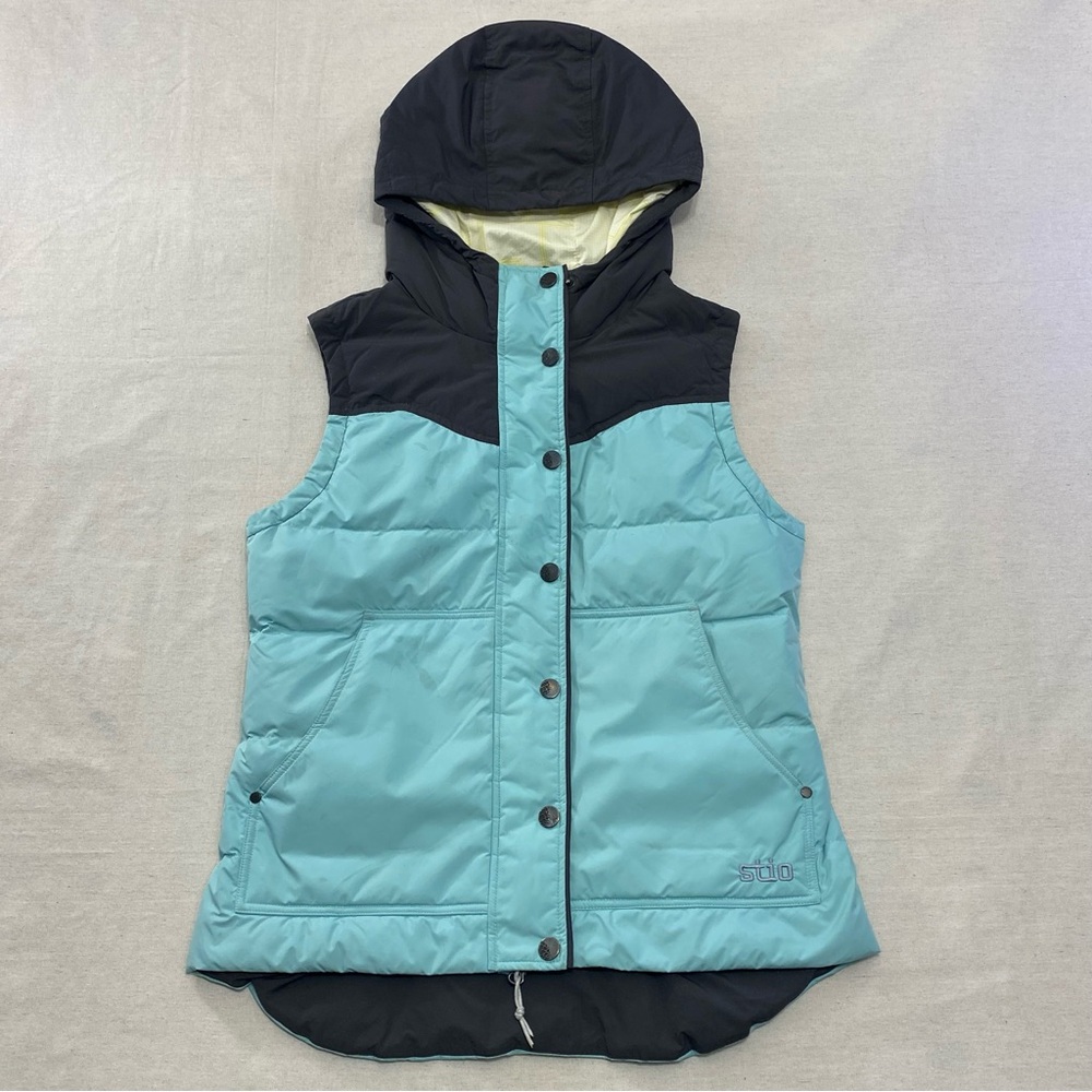 Stio Women’s Turnbolt Goose Down Vest Hooded Mountain Goat Sz M Blue Gray (FLAW)